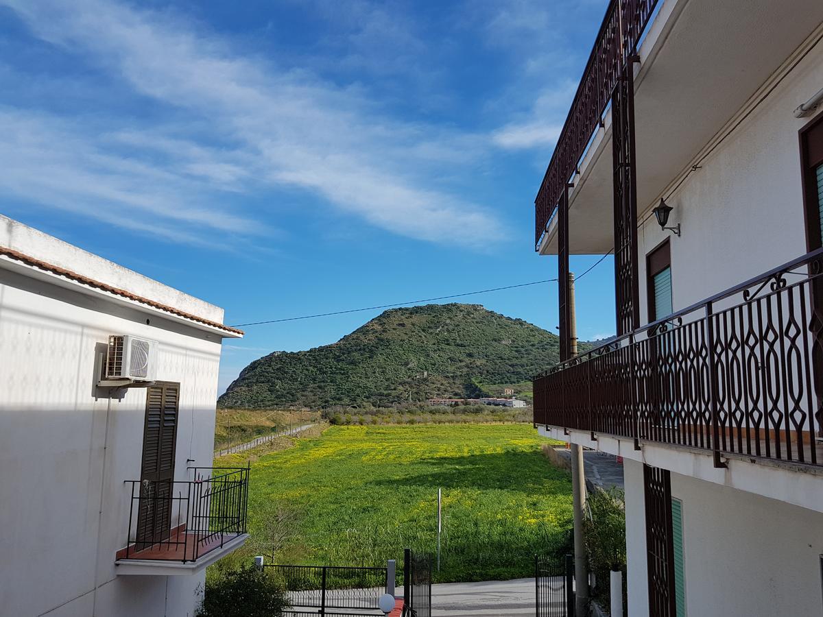 Casevacanze Mare Mongiove Villa Eksteriør bilde